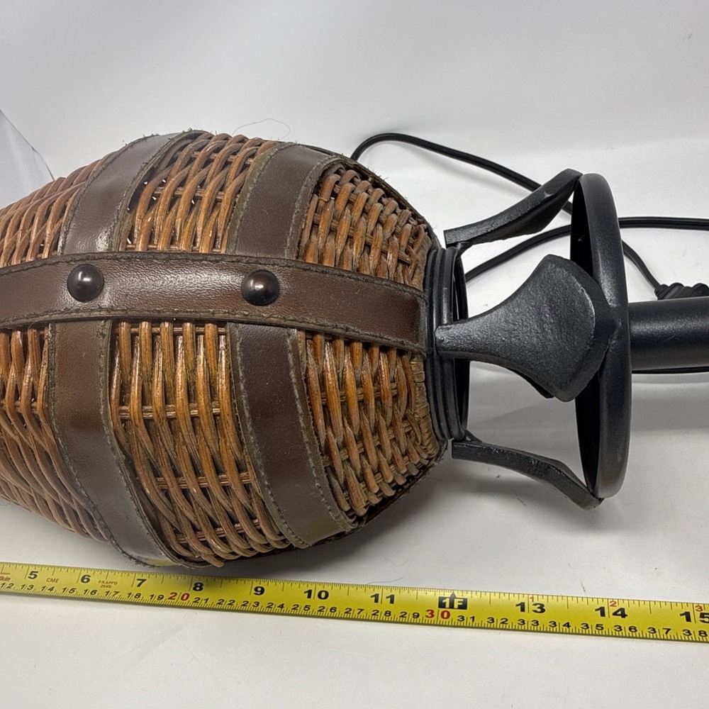Vintage Rattan Wicker Bamboo Table Lamp Light Cottage core Teaky Boho Brown - Picture 14 of 16